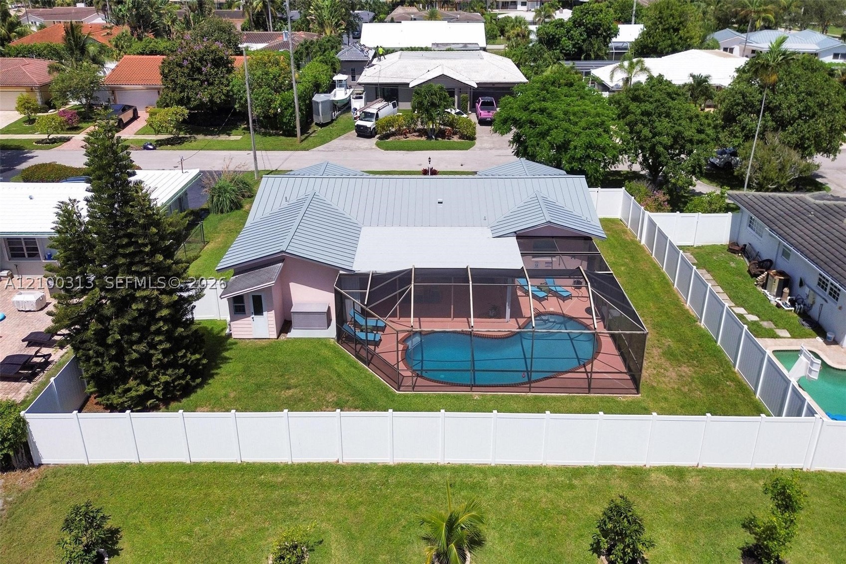 1014 SE 14th Ave, Deerfield Beach FL 33441