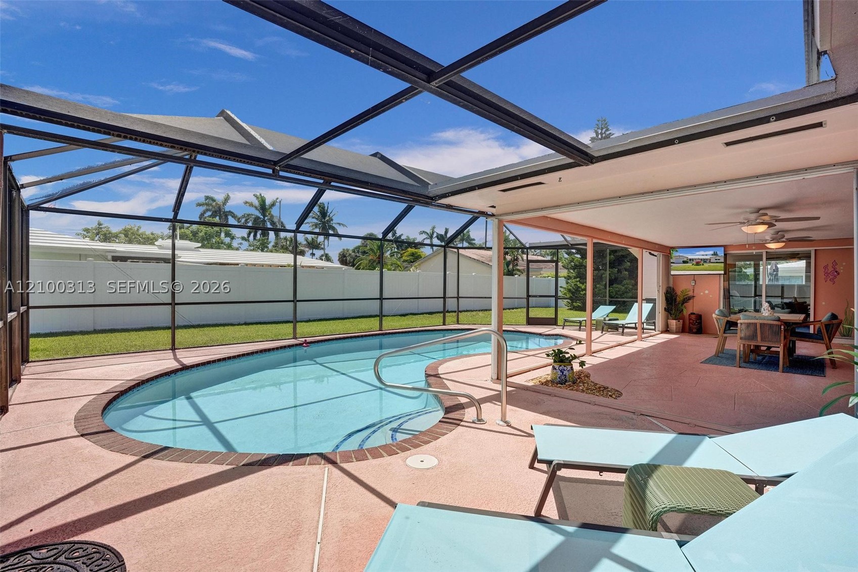 1014 SE 14th Ave, Deerfield Beach FL 33441