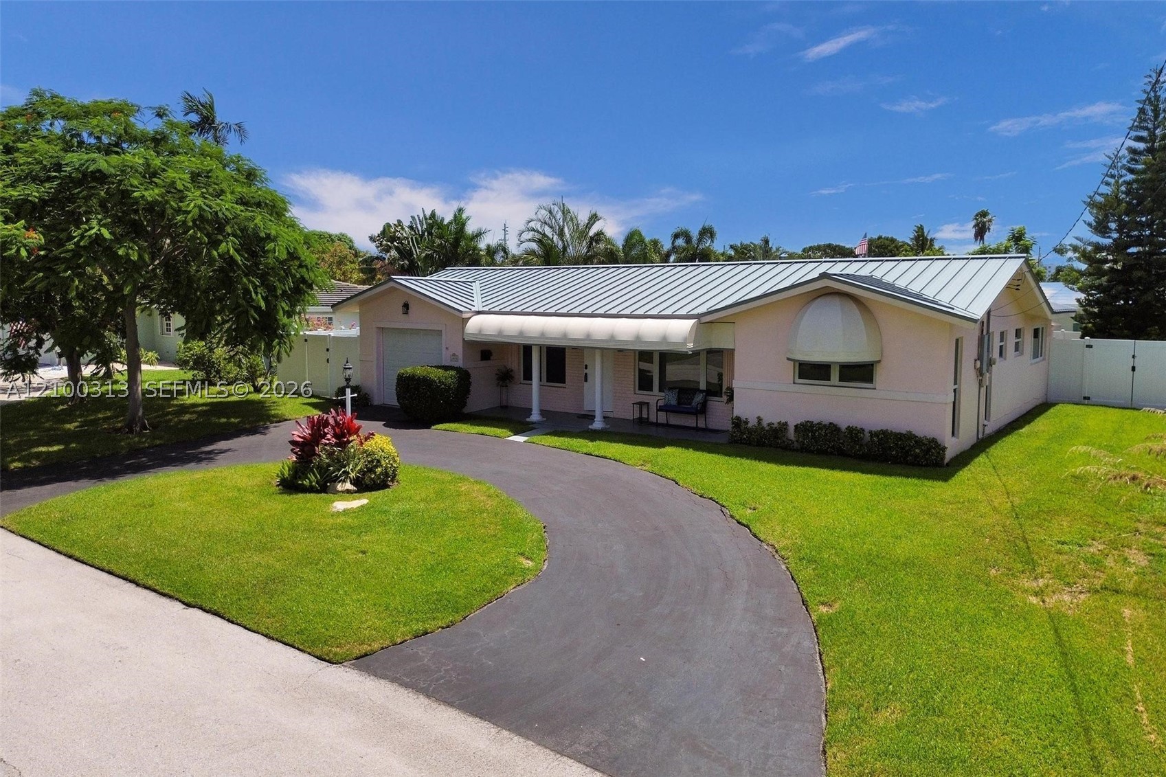 1014 SE 14th Ave, Deerfield Beach FL 33441