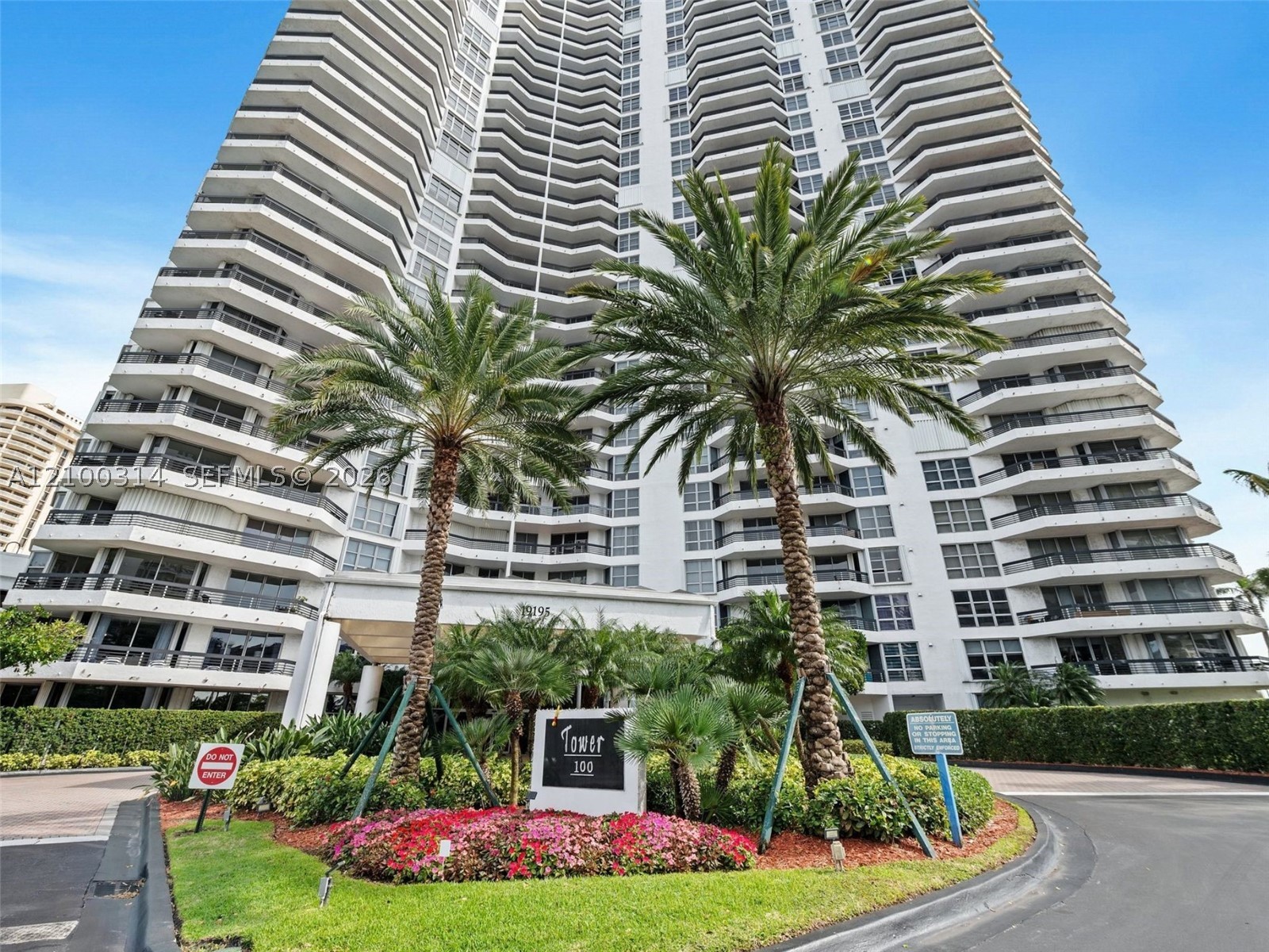19195 NE 36 CT Mystic Pointe Dr #1704, Aventura FL 33180