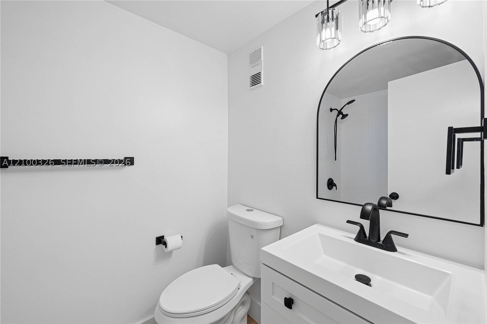 110 Salamanca Ave #402, Coral Gables FL 33134