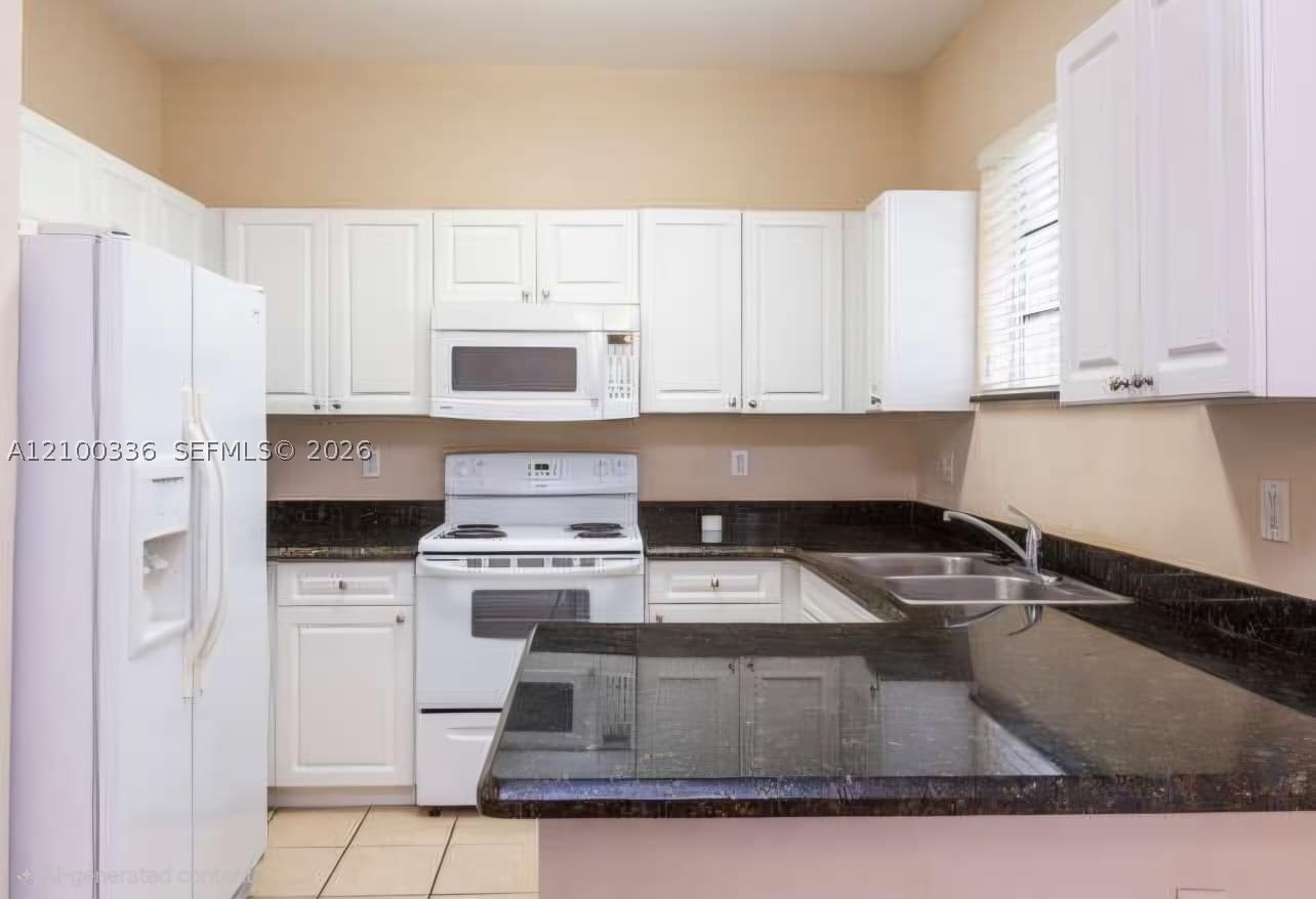 376 NE 26th Ter #201, Homestead FL 33033