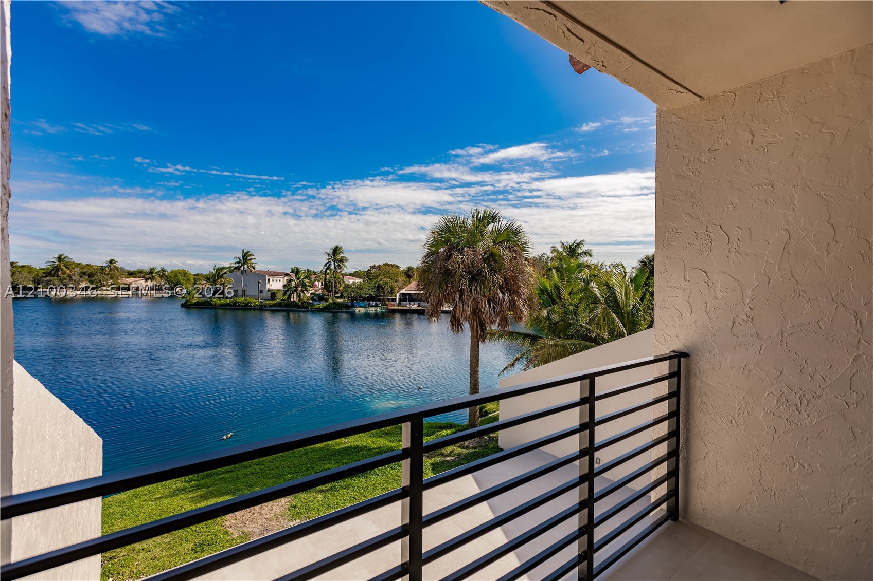 7238 Jacaranda Ln #7238, Miami Lakes FL 33014