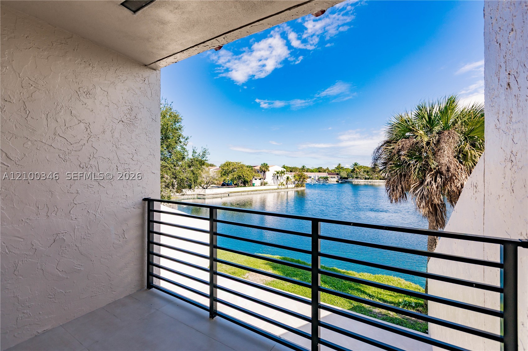 7238 Jacaranda Ln #7238, Miami Lakes FL 33014