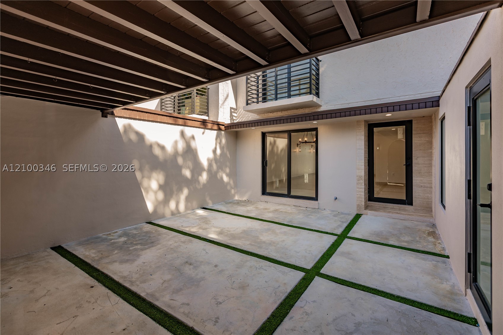7238 Jacaranda Ln #7238, Miami Lakes FL 33014