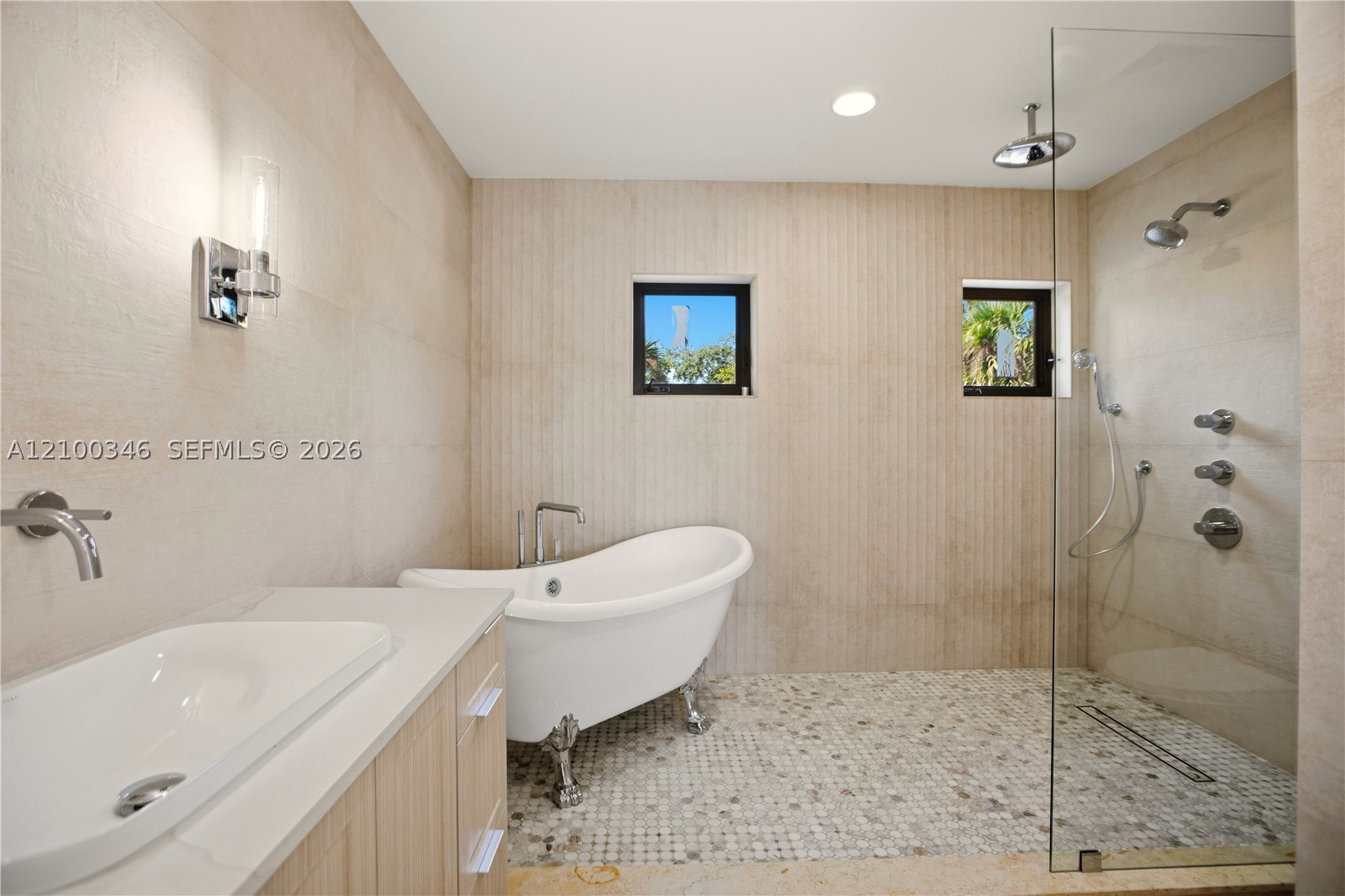 7238 Jacaranda Ln #7238, Miami Lakes FL 33014