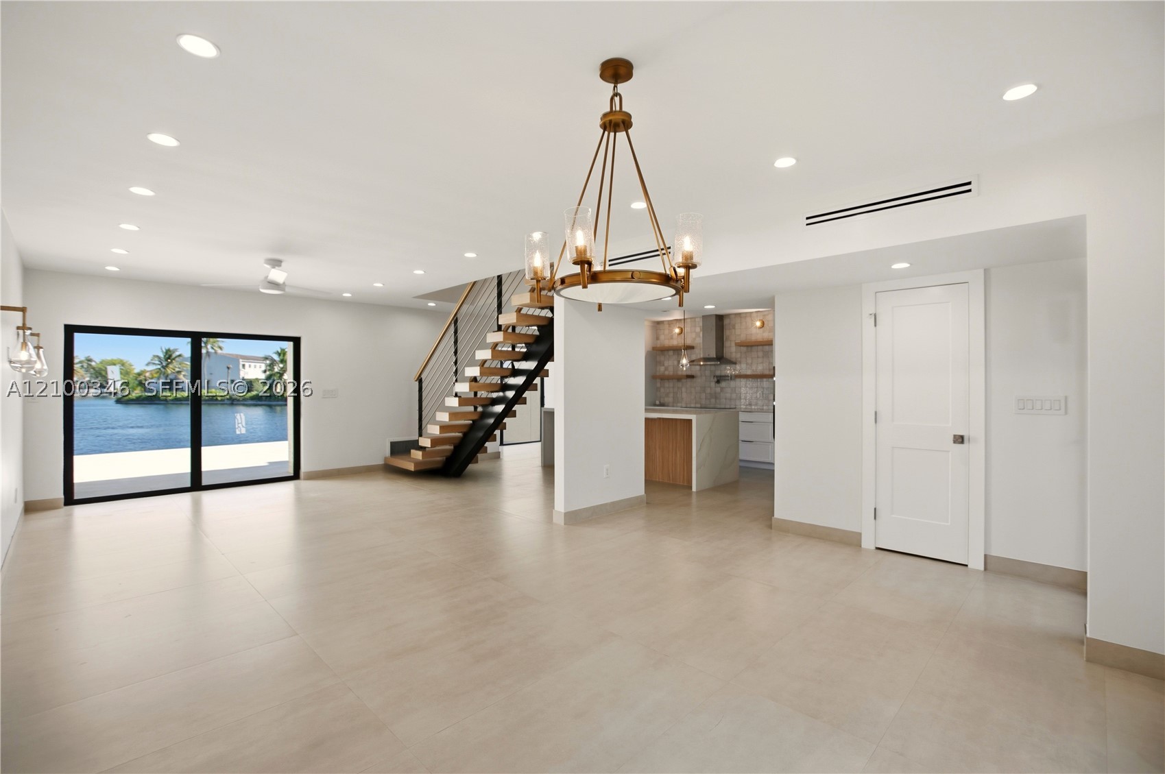 7238 Jacaranda Ln #7238, Miami Lakes FL 33014