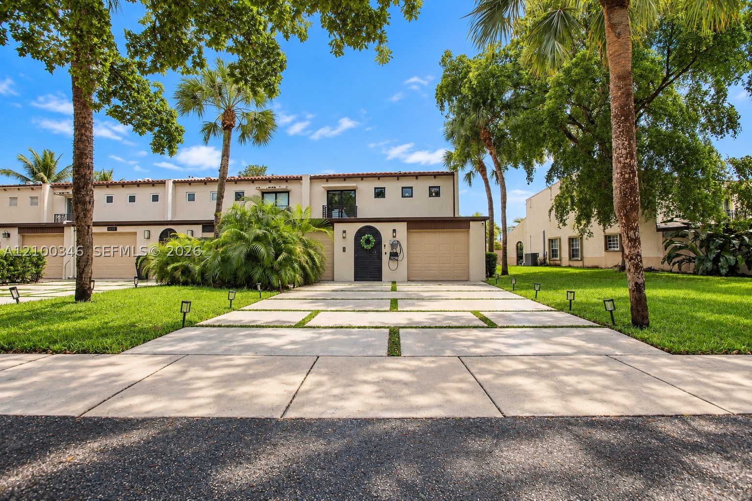 7238 Jacaranda Ln #7238, Miami Lakes FL 33014