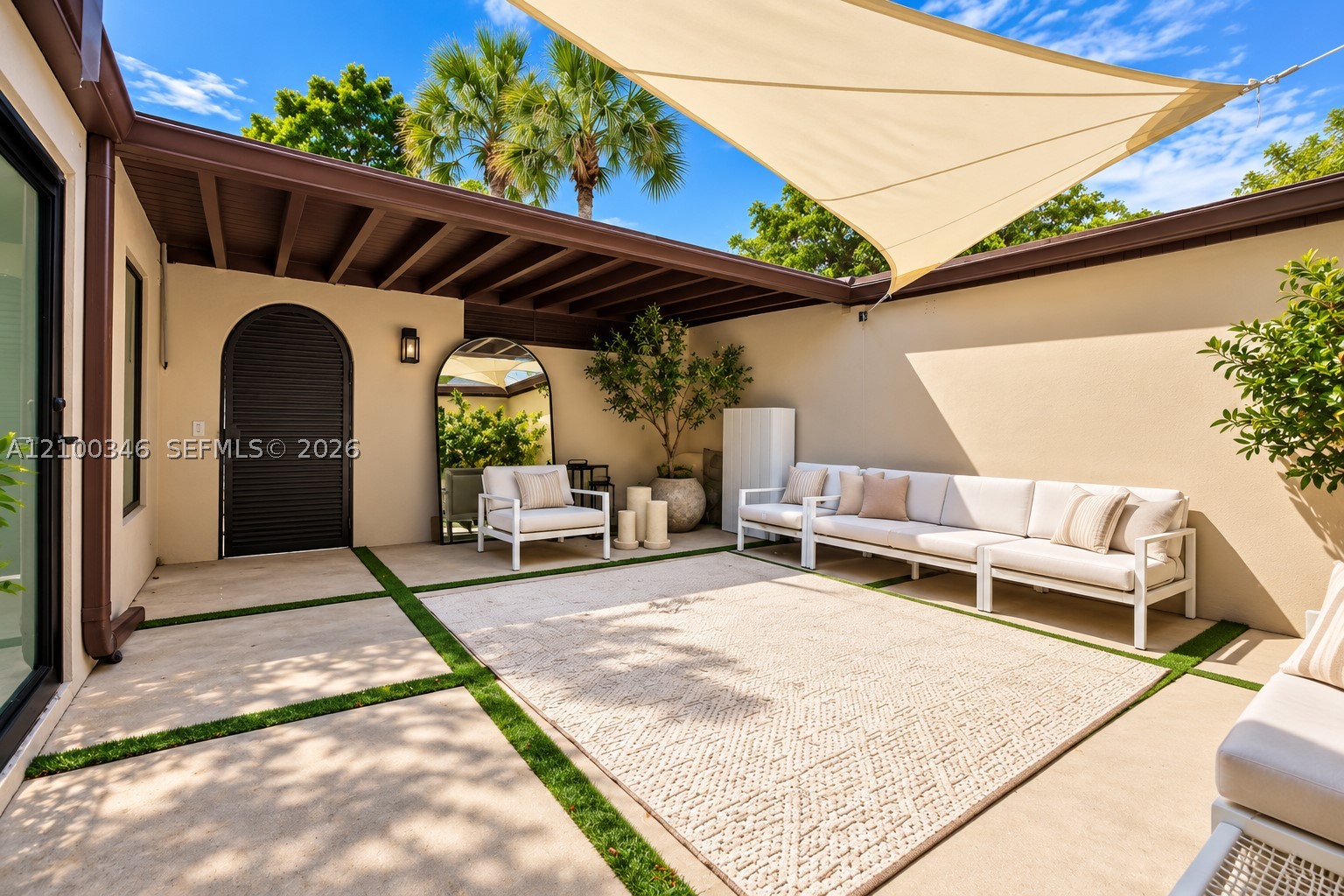 7238 Jacaranda Ln #7238, Miami Lakes FL 33014