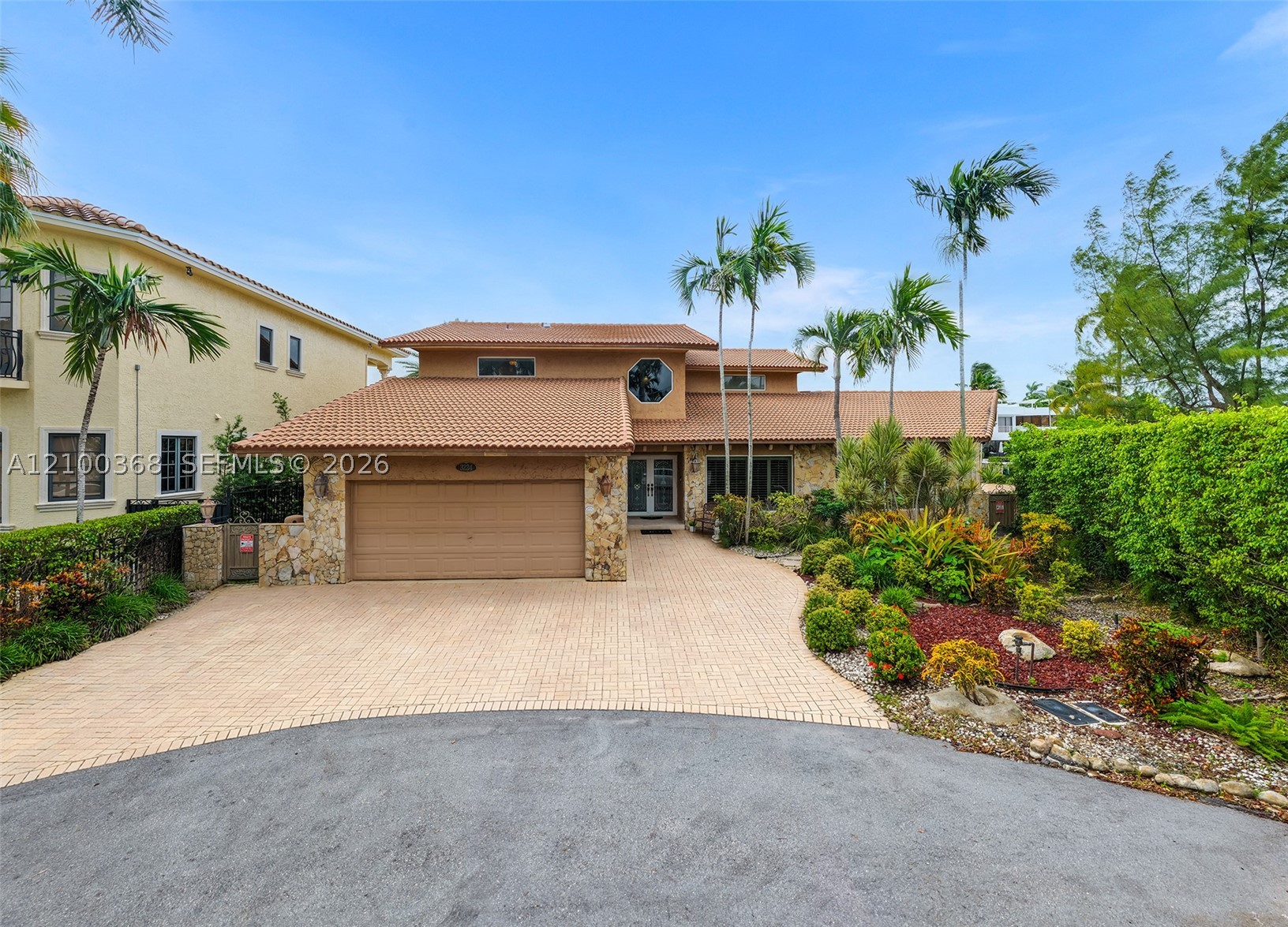 3224 NE 167th St, North Miami Beach FL 33160