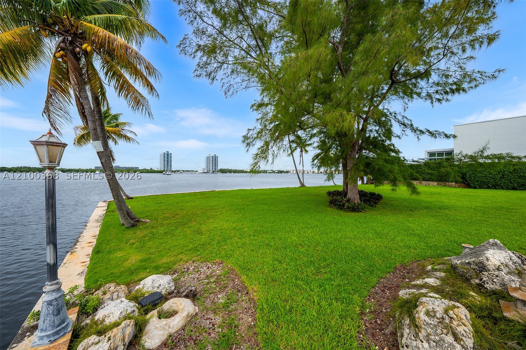3224 NE 167th St, North Miami Beach FL 33160