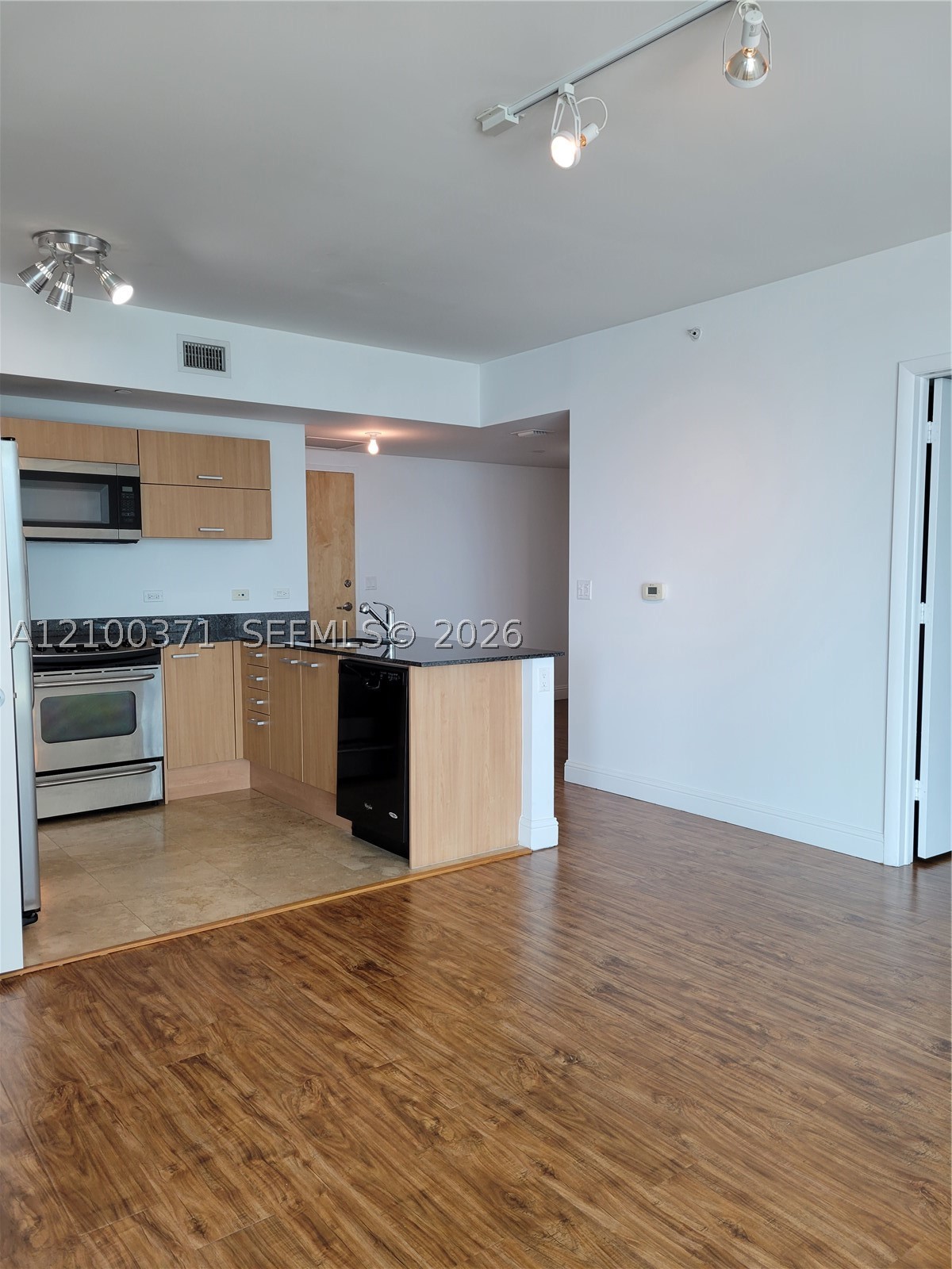 350 S Miami Ave #3705, Miami FL 33130