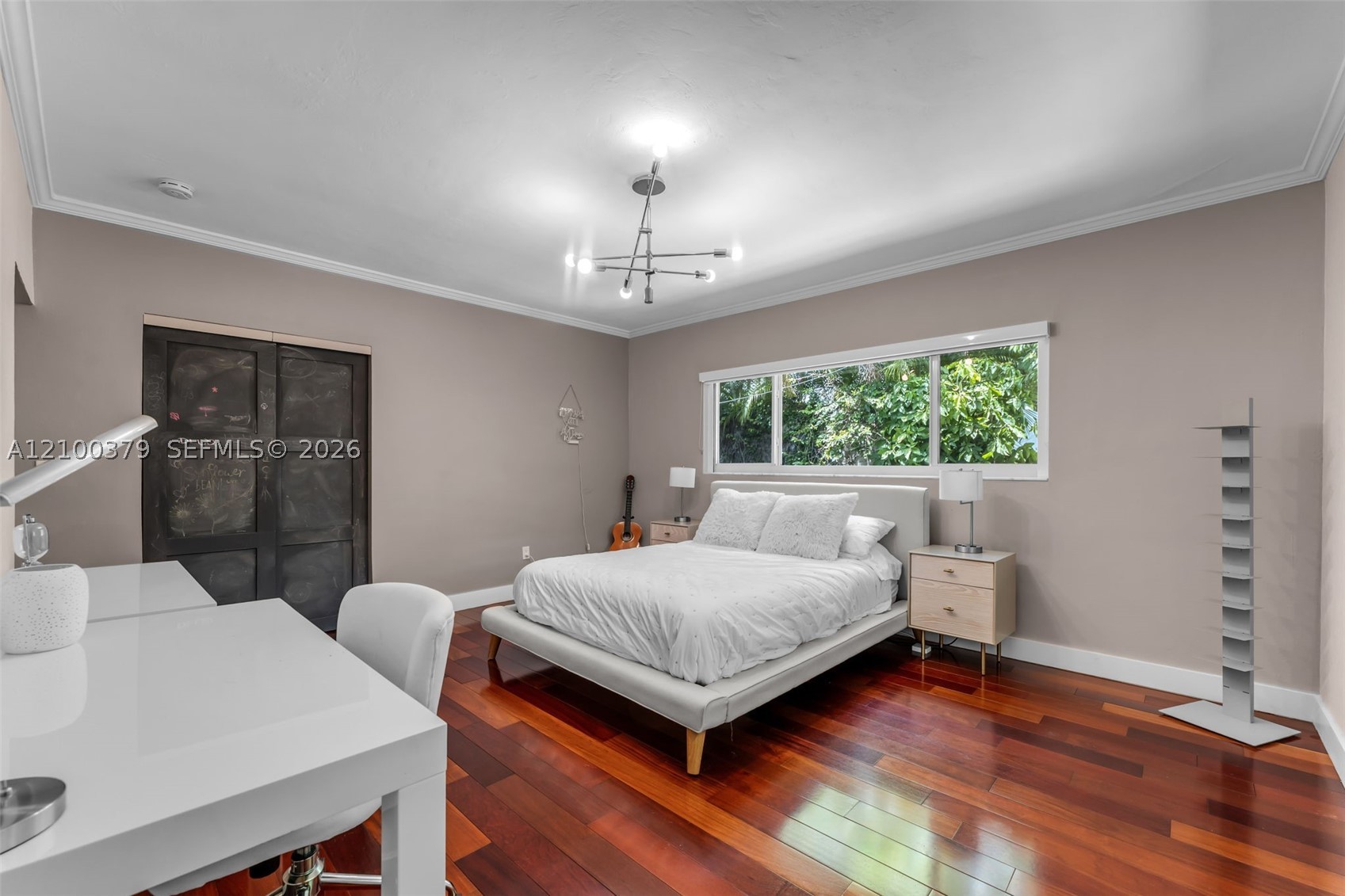 8 Pinta Rd, Miami FL 33133