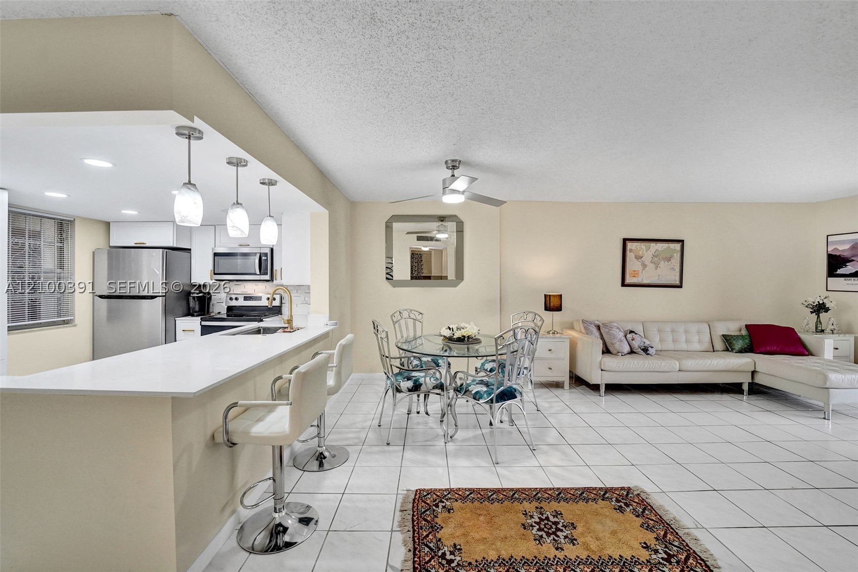 424 SE 10th St #204, Dania Beach FL 33004