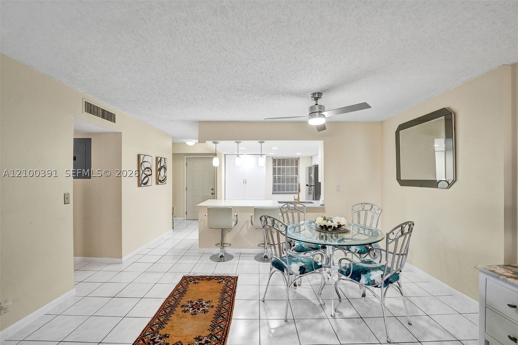 424 SE 10th St #204, Dania Beach FL 33004