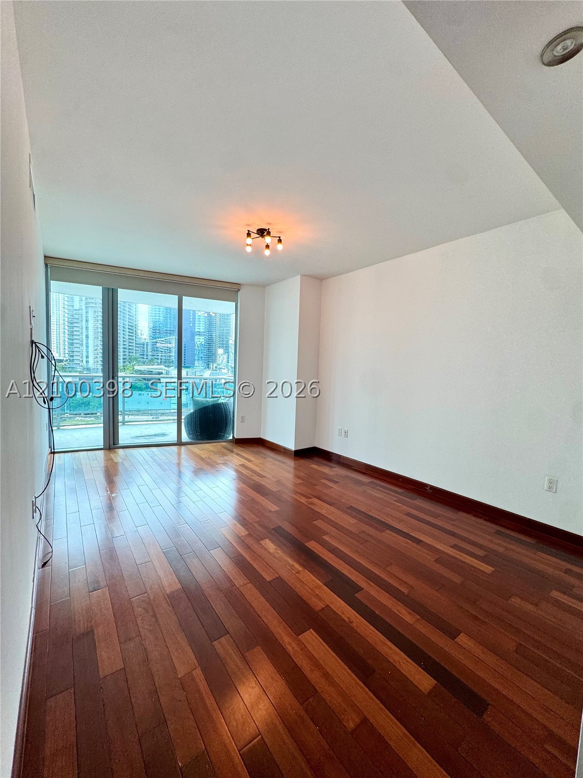 350 S Miami Ave #1502, Miami FL 33130