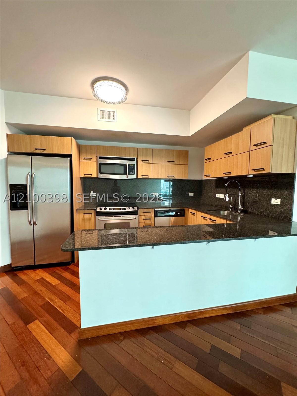 350 S Miami Ave #1502, Miami FL 33130