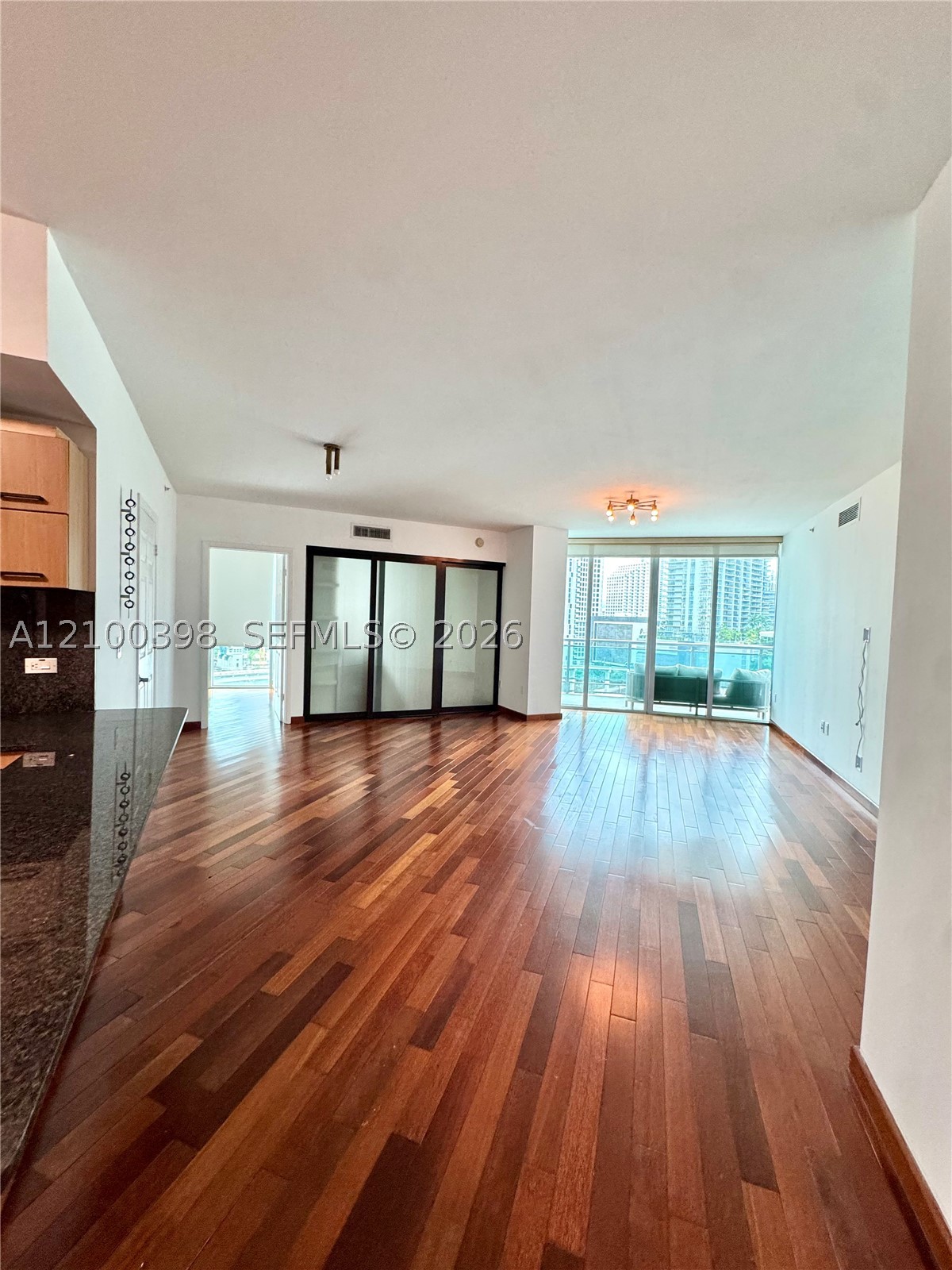 350 S Miami Ave #1502, Miami FL 33130