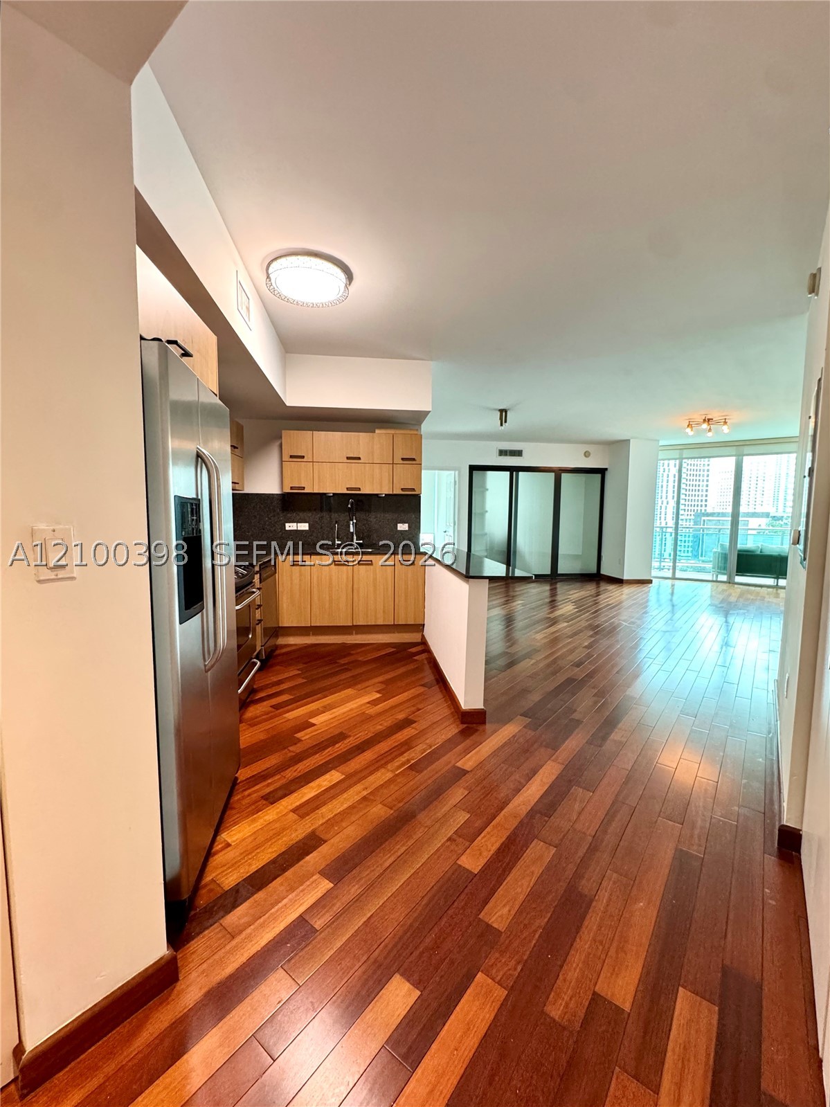 350 S Miami Ave #1502, Miami FL 33130