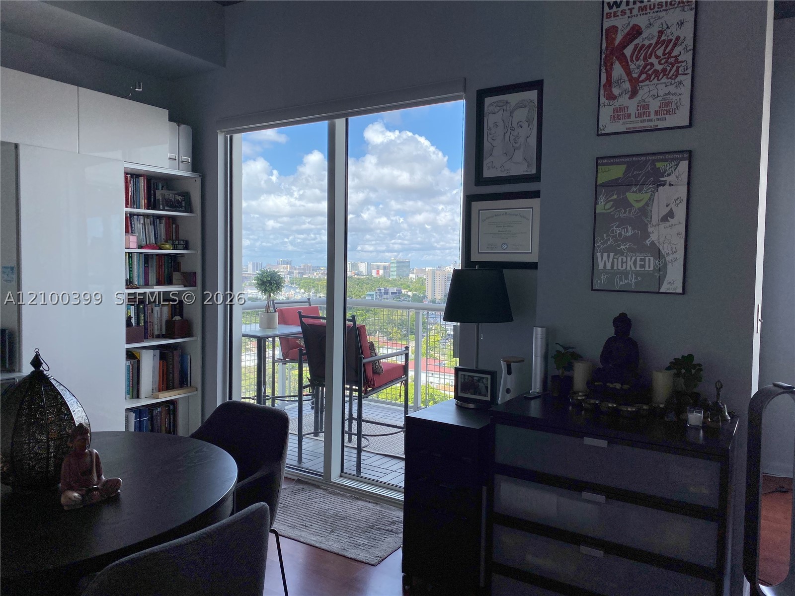 10 SW South River Dr #1513, Miami FL 33130