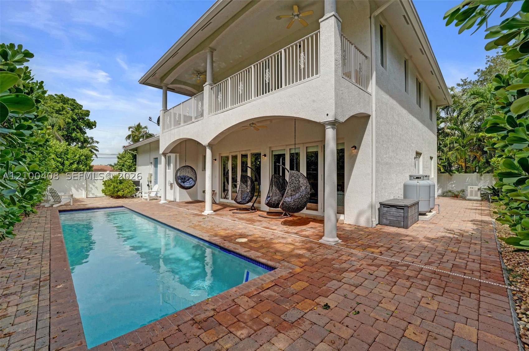 1950 Blue Water Terrace S, Lauderdale By The Sea FL 33308