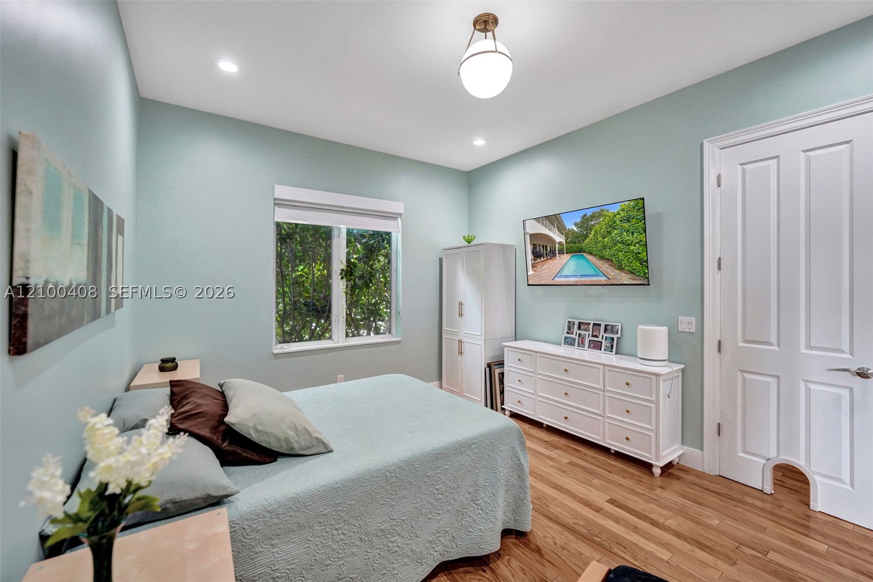 1950 Blue Water Terrace S, Lauderdale By The Sea FL 33308