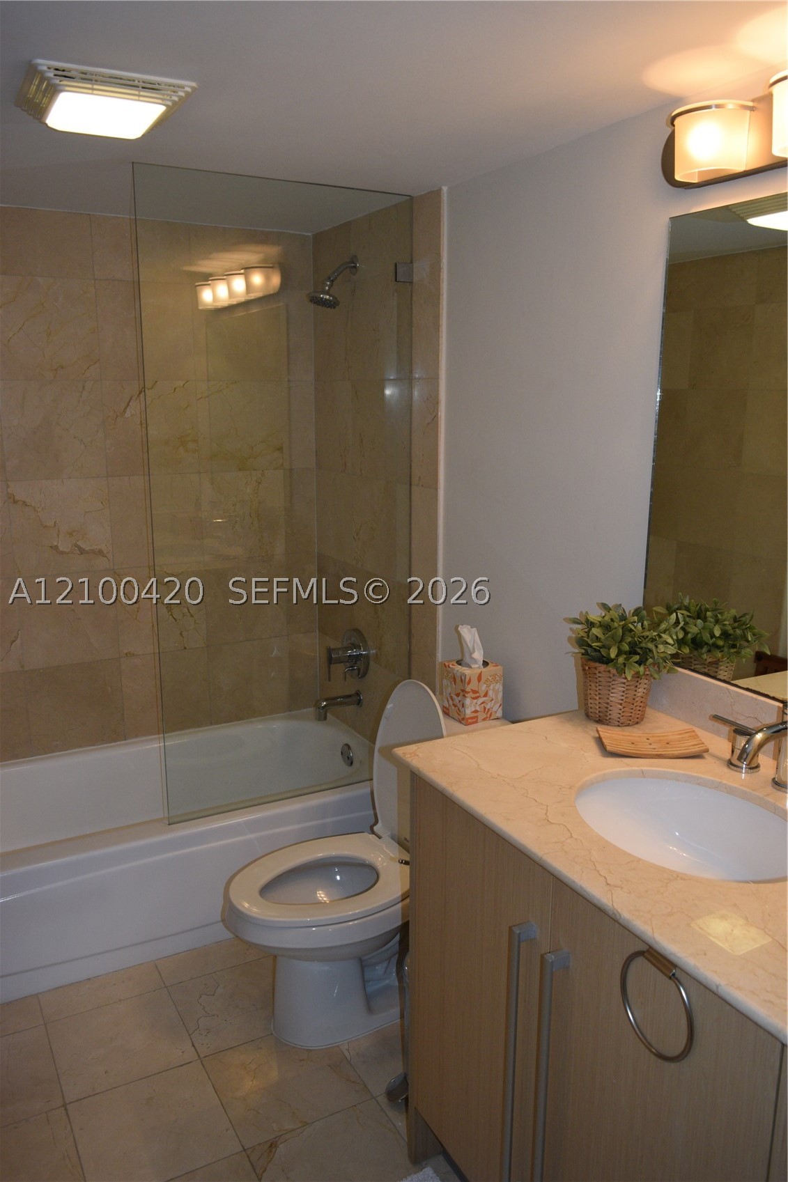 10275 Collins Ave #1420, Bal Harbour FL 33154