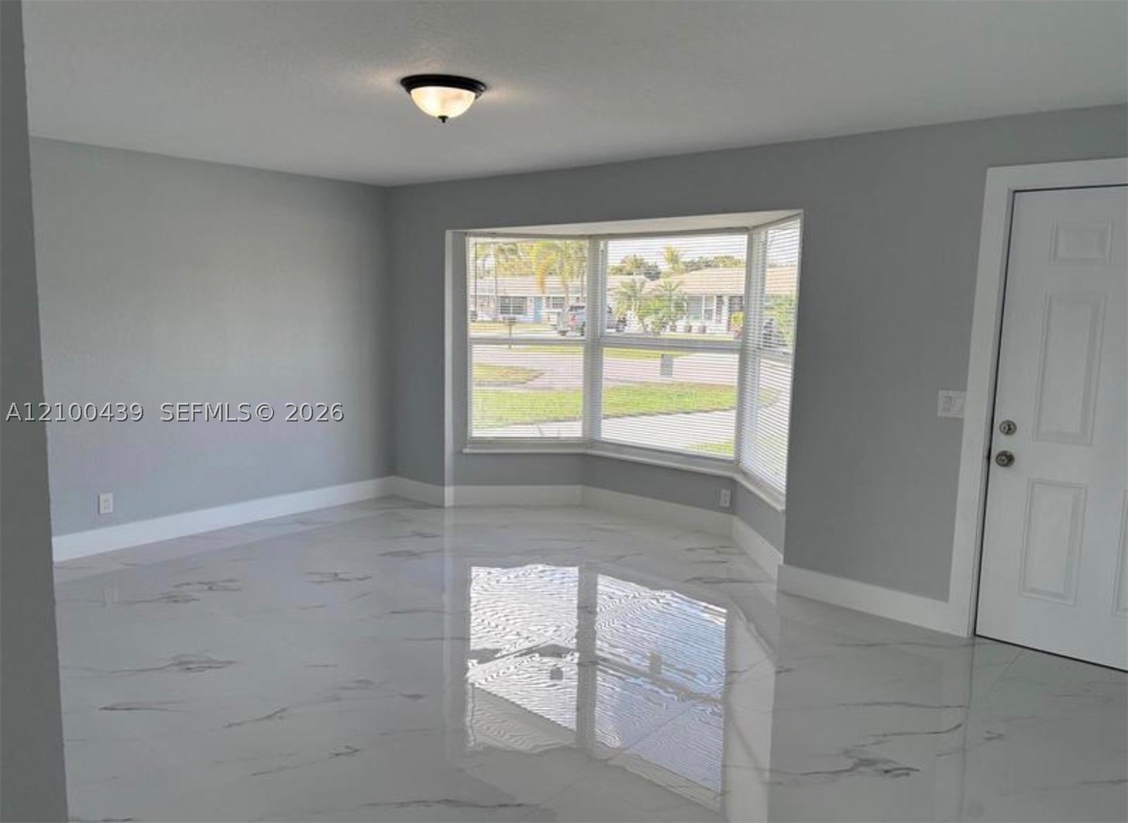 4318 Crestdale St, Palm Beach Gardens FL 33410