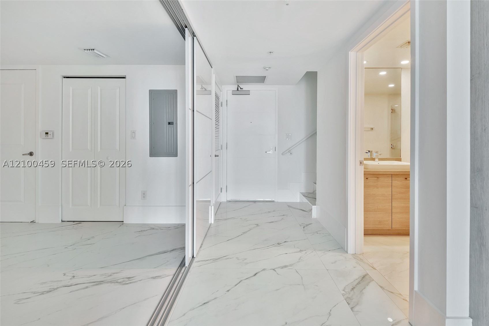 400 Sunny Isles Blvd #917, Sunny Isles Beach FL 33160