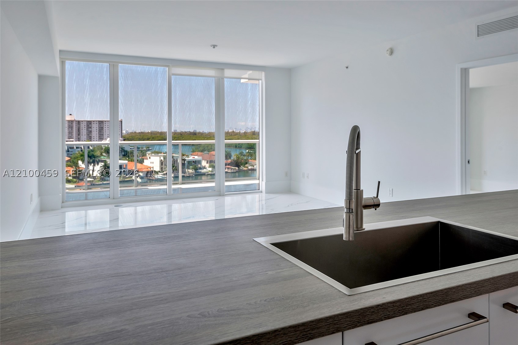 400 Sunny Isles Blvd #917, Sunny Isles Beach FL 33160