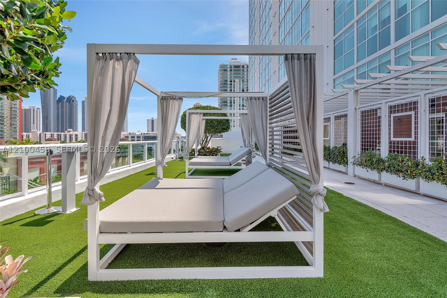 400 Sunny Isles Blvd #917, Sunny Isles Beach FL 33160