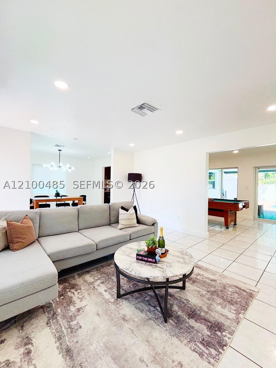 75 NW 206th Ter, Miami Gardens FL 33169