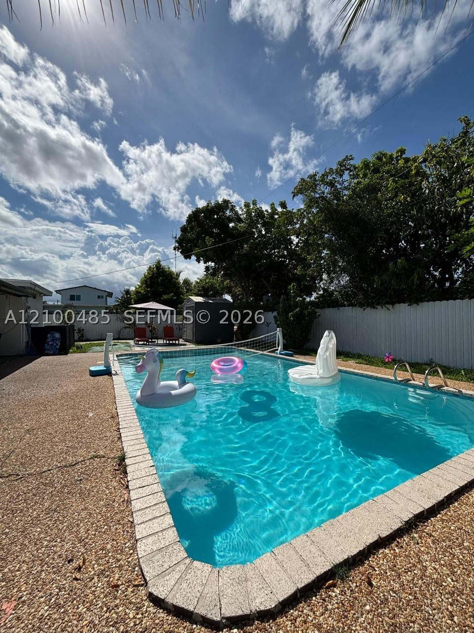 75 NW 206th Ter, Miami Gardens FL 33169