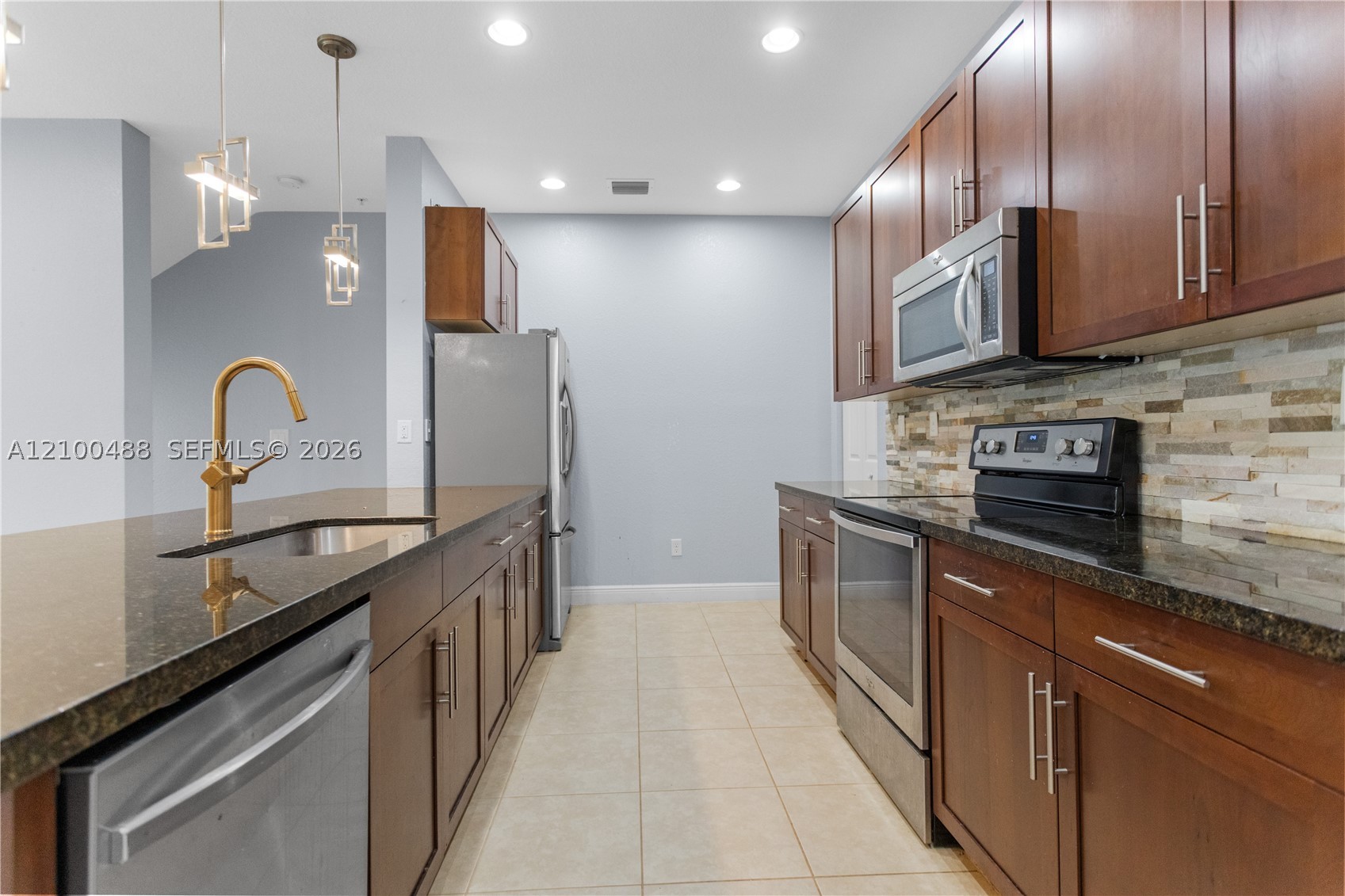 946 SW 147th Ave #2614, Pembroke Pines FL 33027