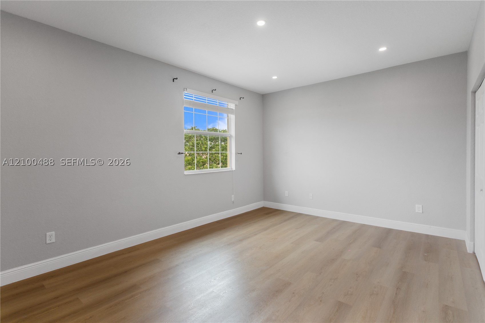 946 SW 147th Ave #2614, Pembroke Pines FL 33027