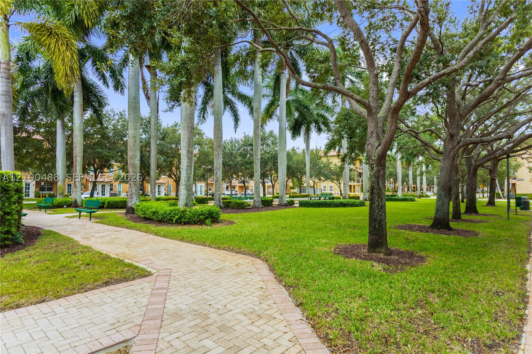 946 SW 147th Ave #2614, Pembroke Pines FL 33027