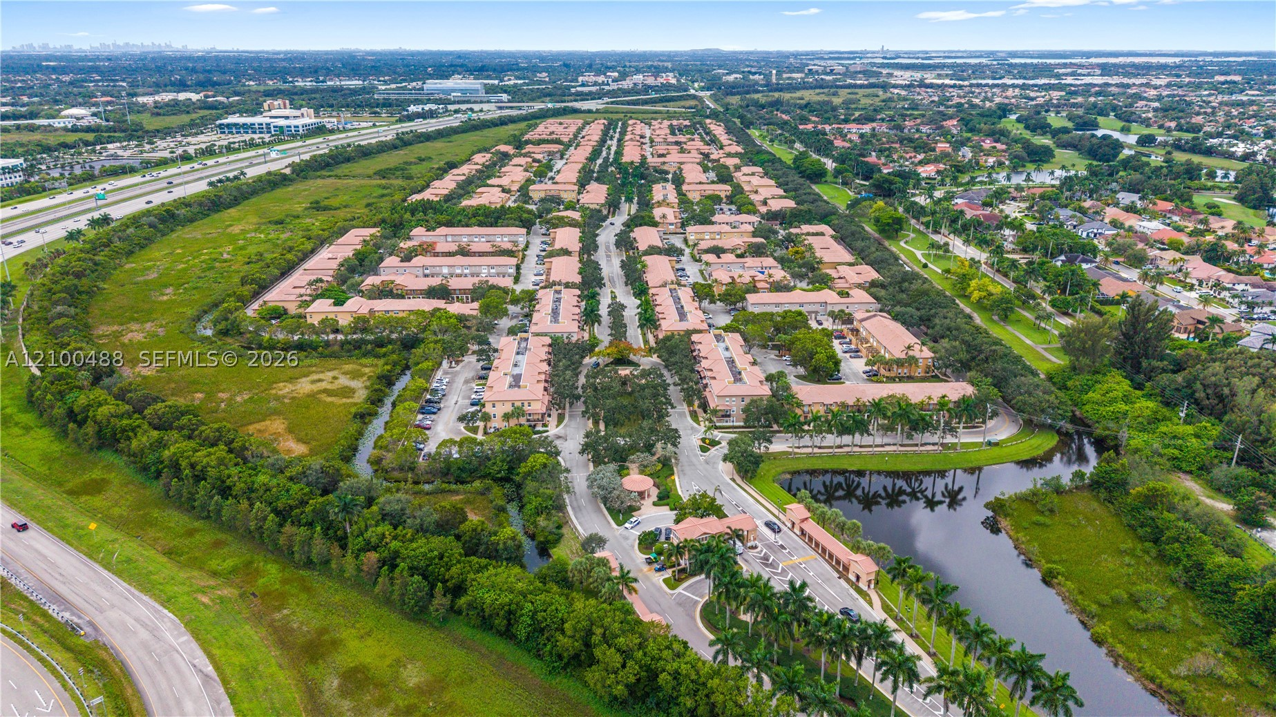 946 SW 147th Ave #2614, Pembroke Pines FL 33027