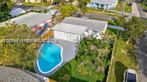 916 SW 7th Ave, Hallandale Beach FL 33009