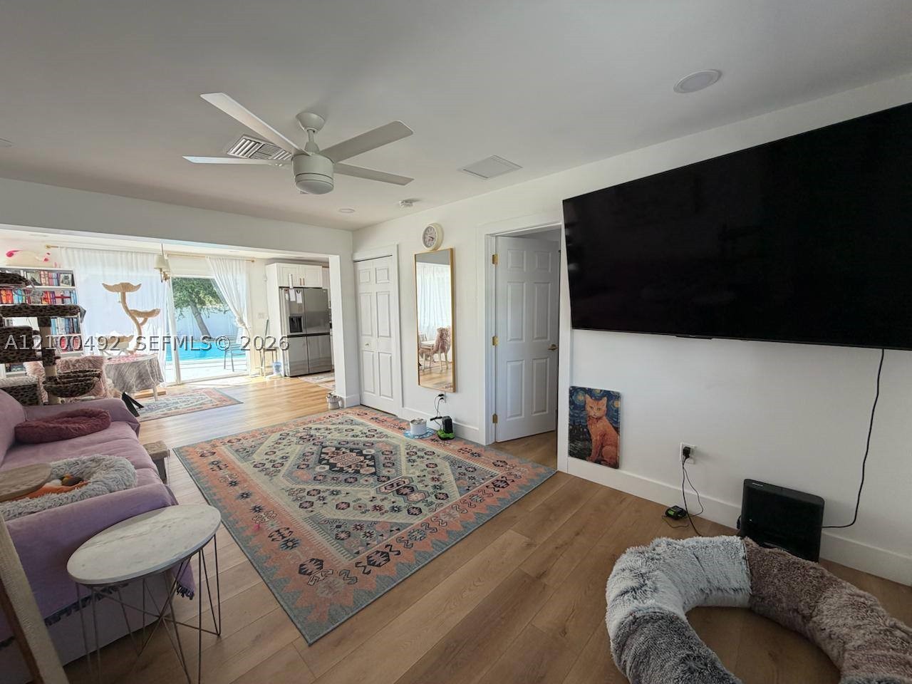 916 SW 7th Ave, Hallandale Beach FL 33009