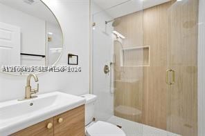 916 SW 7th Ave, Hallandale Beach FL 33009