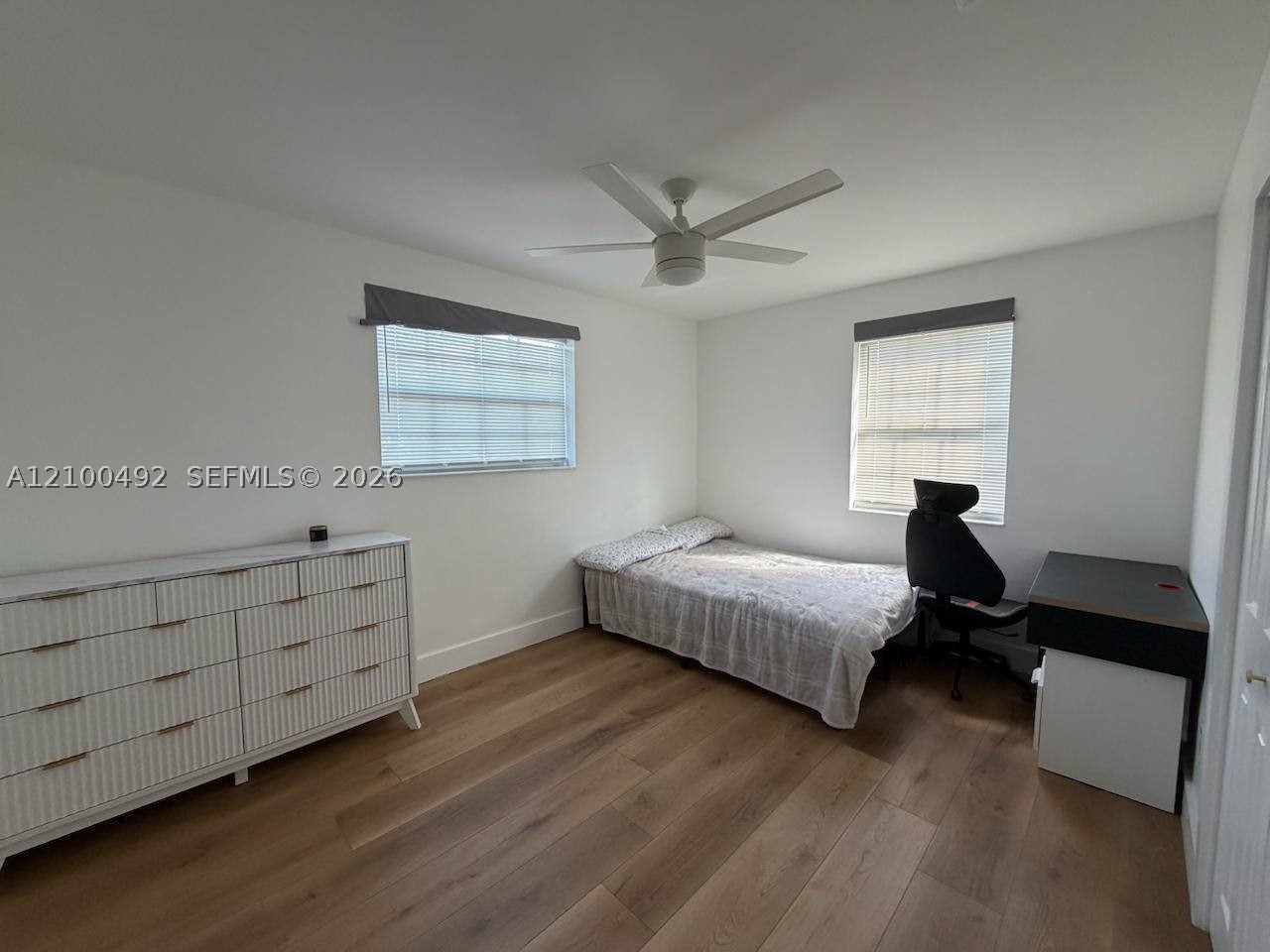916 SW 7th Ave, Hallandale Beach FL 33009