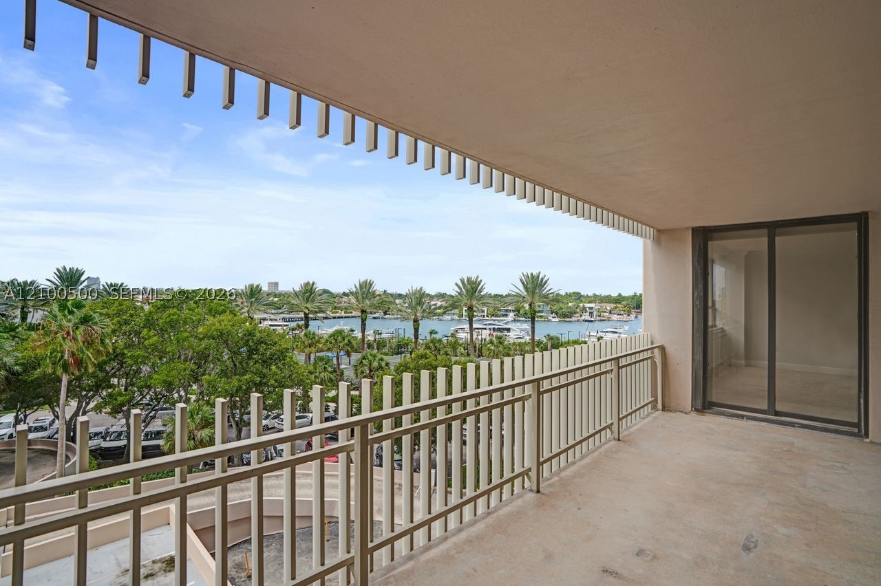 2 Grove Isle Dr #B406, Miami FL 33133