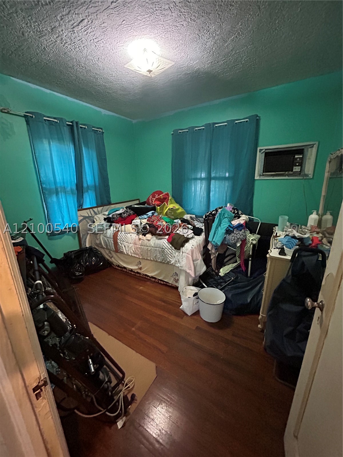8270 NE 2nd Ct, Miami FL 33138
