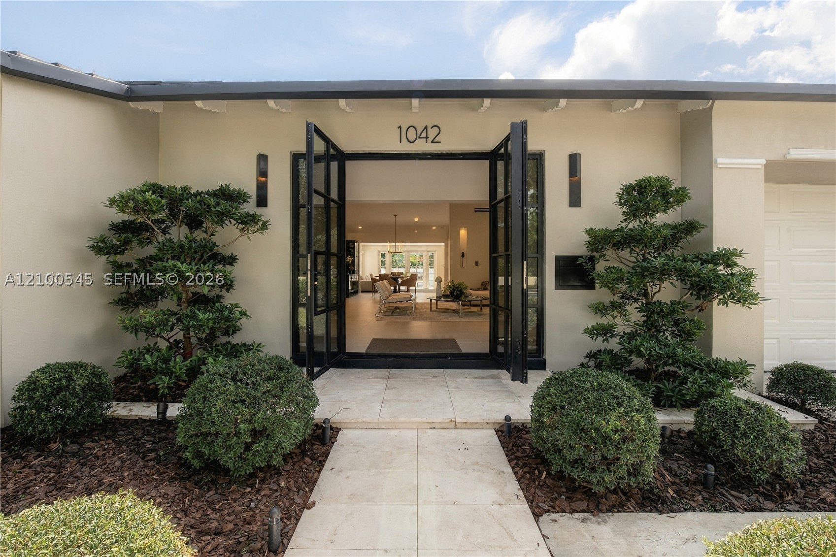 1042 NE 95th St, Miami Shores FL 33138