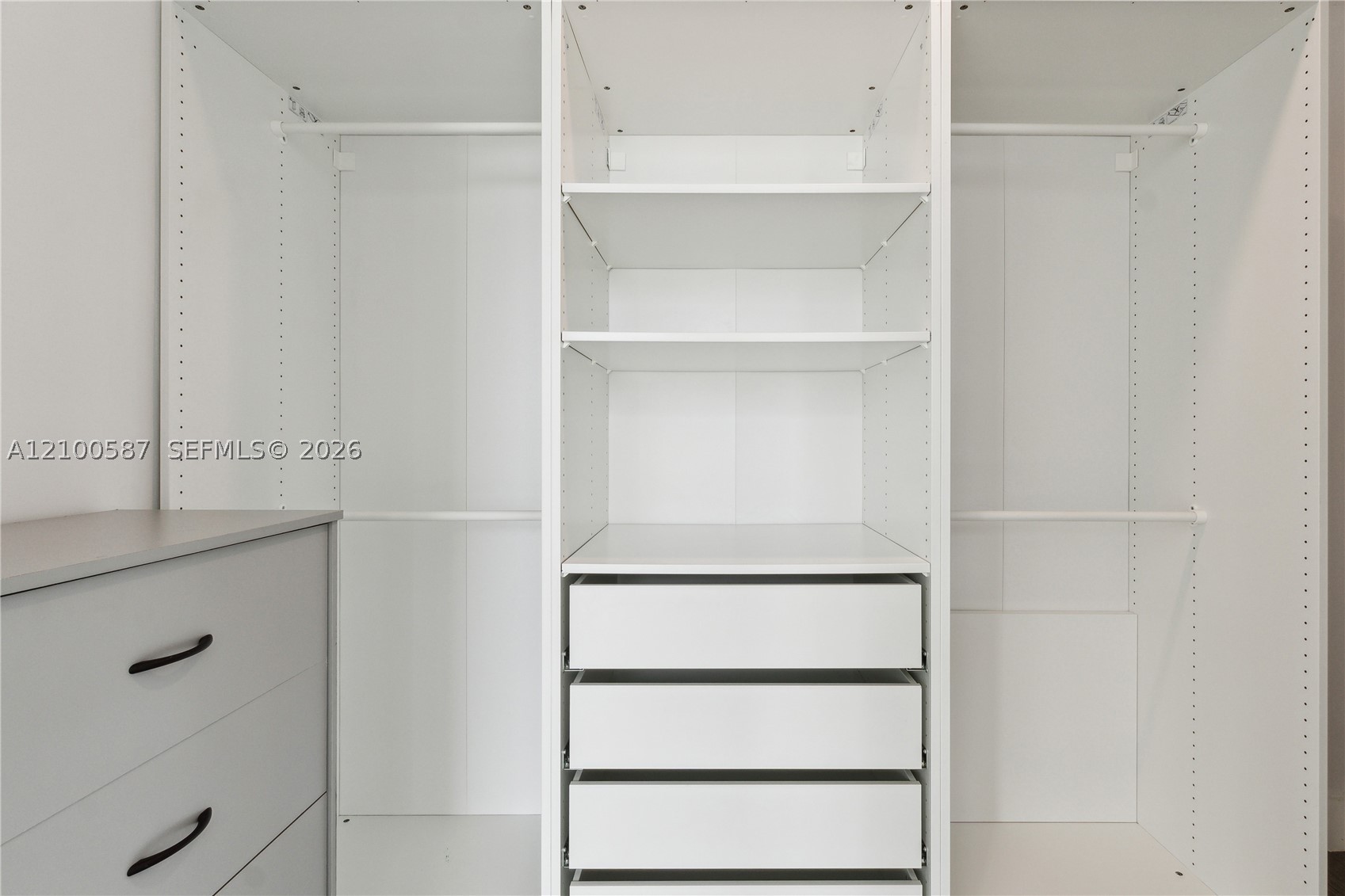 1080 Brickell Ave #2406, Miami FL 33131