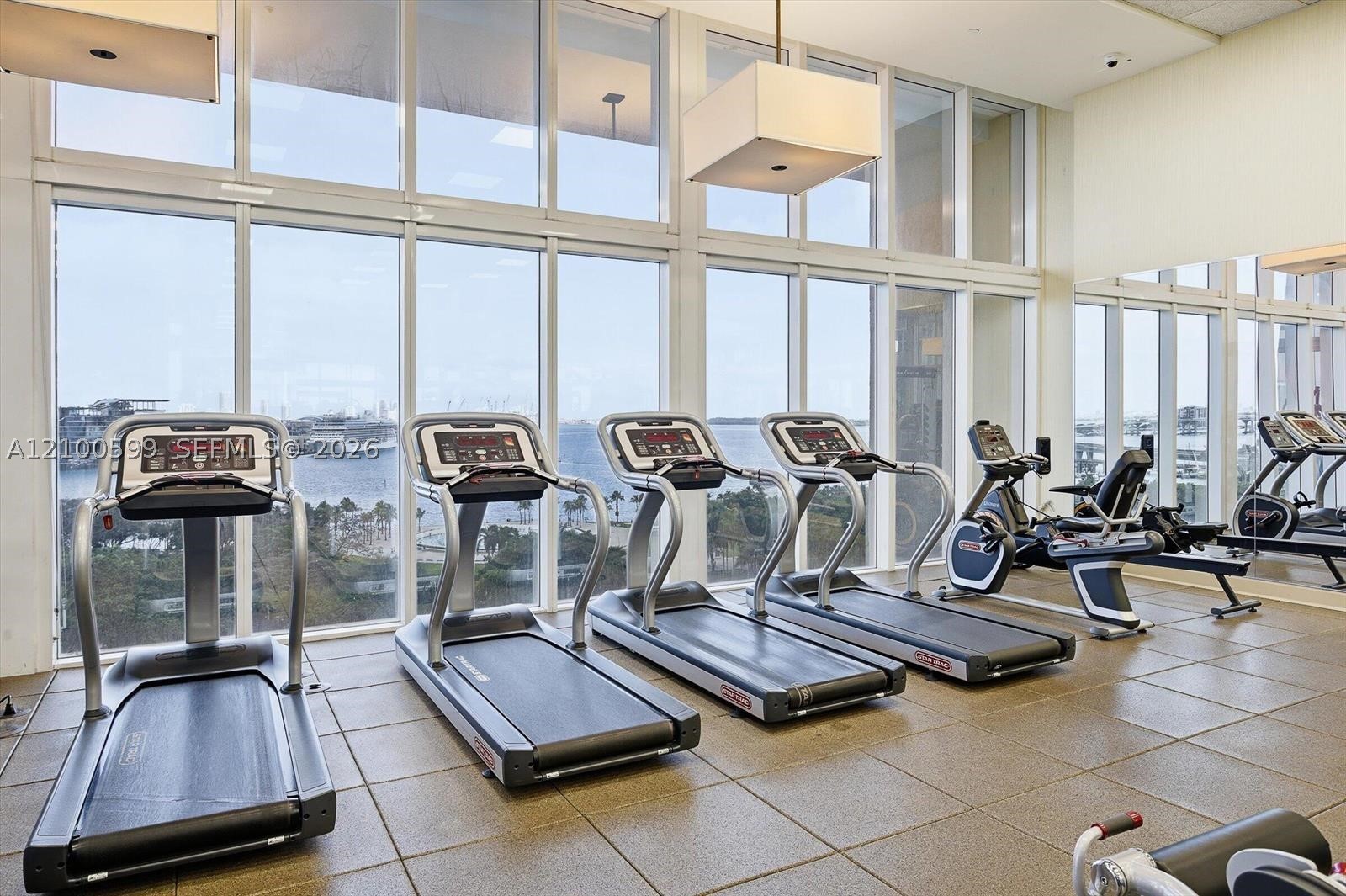 50 Biscayne Blvd #1409, Miami FL 33132
