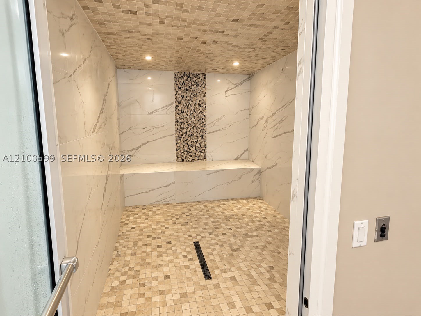 50 Biscayne Blvd #1409, Miami FL 33132