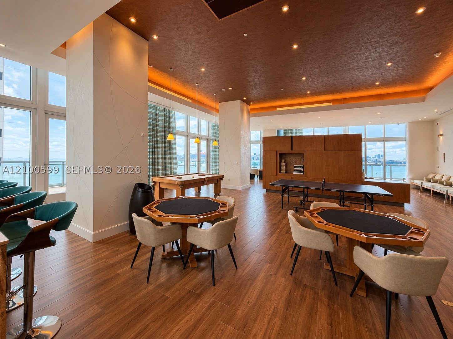 50 Biscayne Blvd #1409, Miami FL 33132
