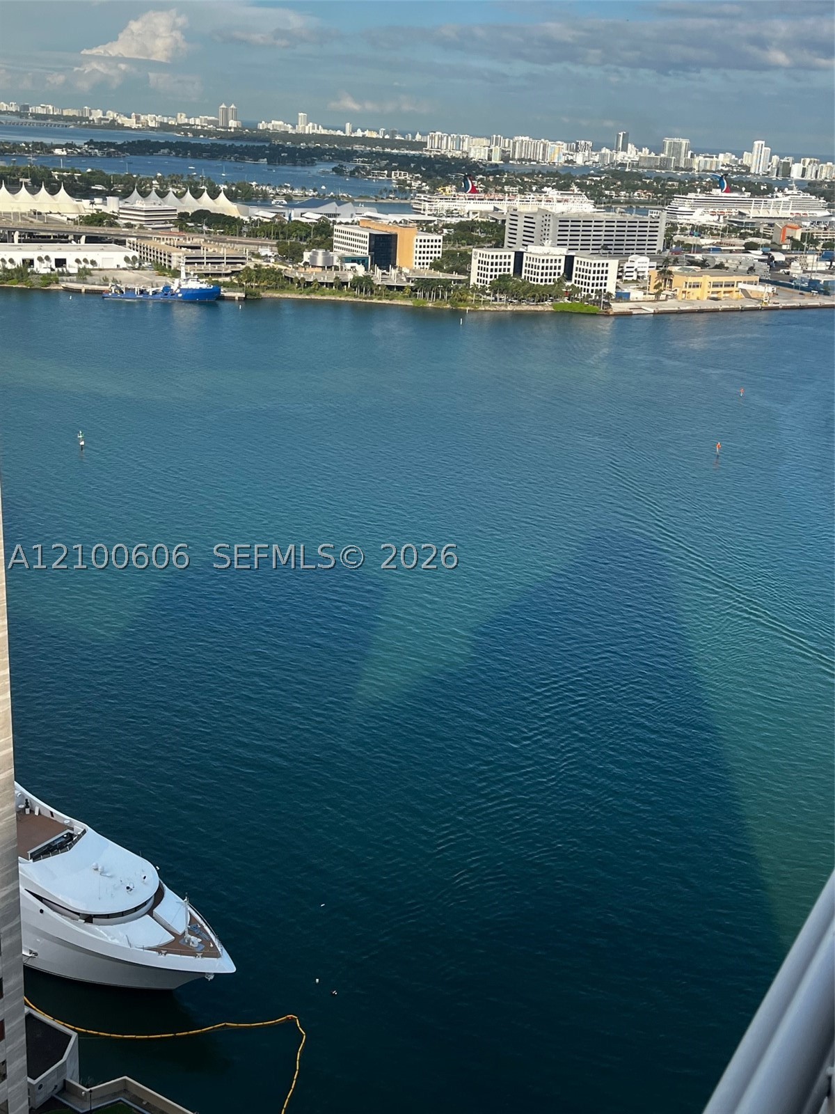 335 S Biscayne Blvd #3500, Miami FL 33131