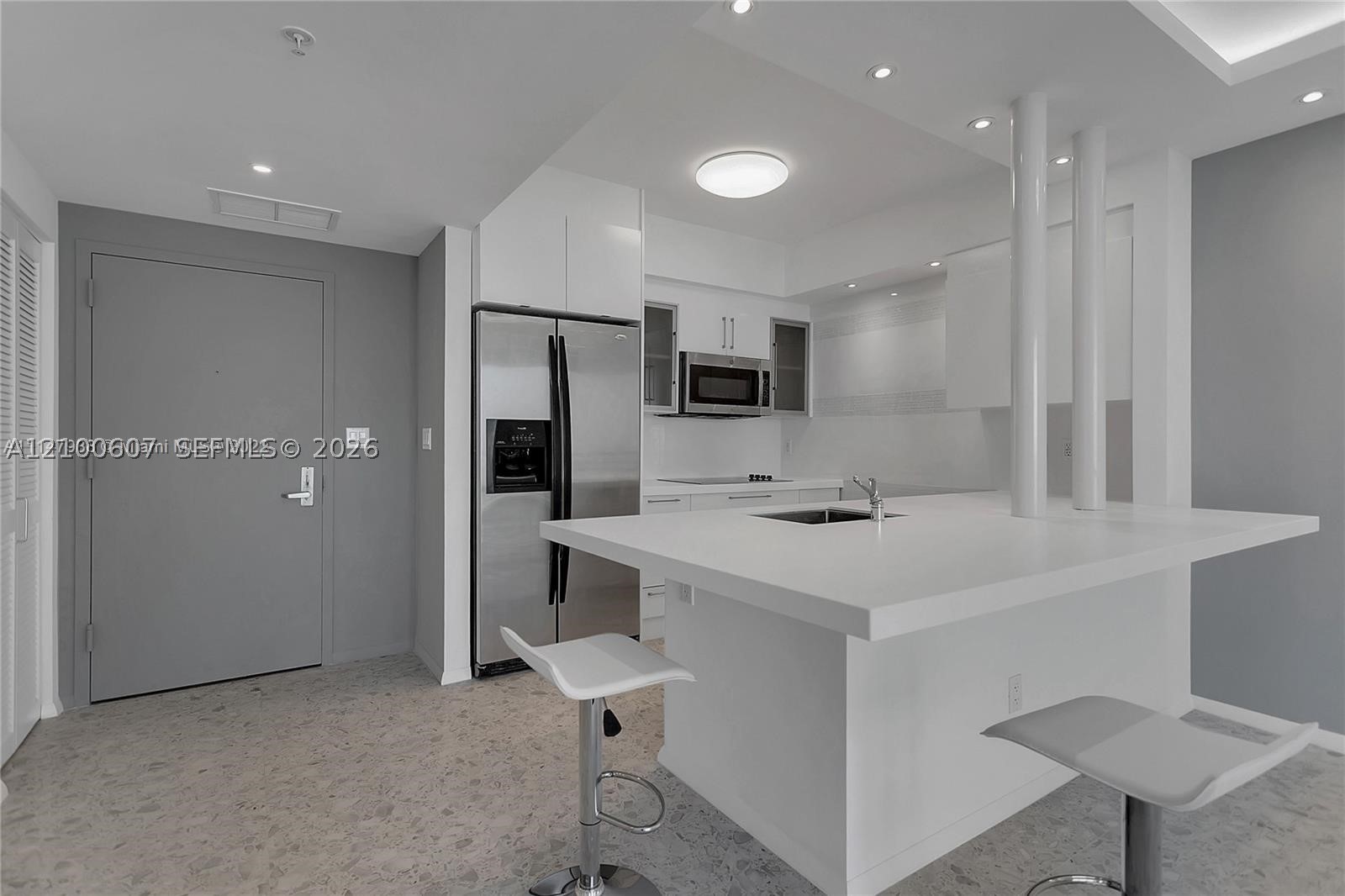 325 S Biscayne Blvd #4318, Miami FL 33131
